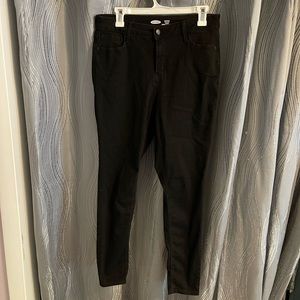 Old Navy Rockstar Super Skinny High Rise Jean